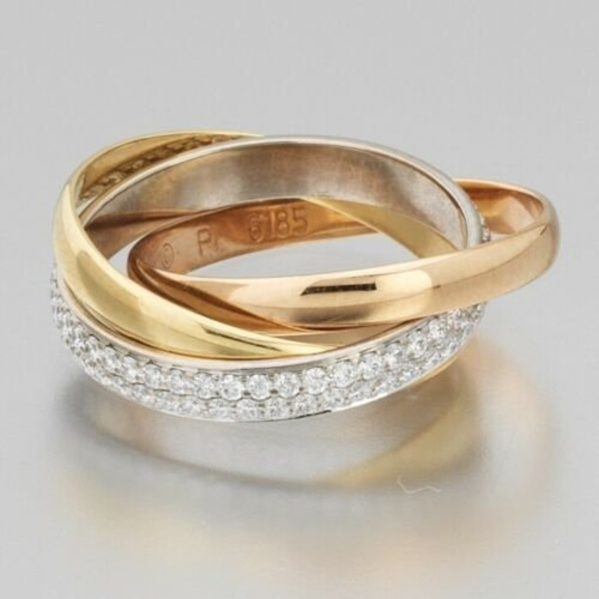 Anel Clássico Cravejado Trinity Cartier - Ouro Rose
